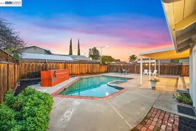 552 Hanover St, Livermore, CA 94551 - Photo 45