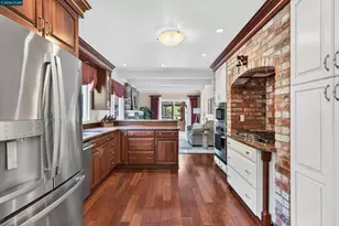 2654 Tamalpais Dr, Pinole, CA 94564 - Photo 13