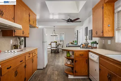 17774 Trenton Dr, Castro Valley, CA 94546 - Photo 5