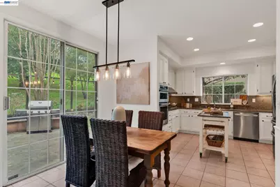 690 Glasgow Cir, Danville, CA 94526 - Photo 15