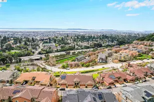 6299 Rocky Point Ct, Oakland, CA 94605 - Photo 53