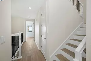 6299 Rocky Point Ct, Oakland, CA 94605 - Photo 17