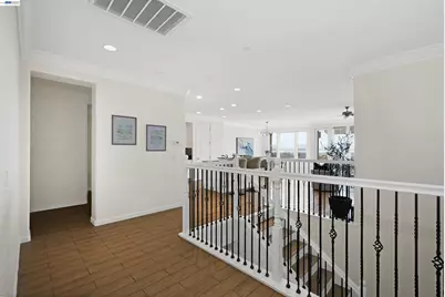 6299 Rocky Point Ct, Oakland, CA 94605 - Photo 33
