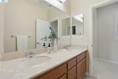 4976 Ivyleaf Springs Rd, San Ramon, CA 94582 - Photo 31