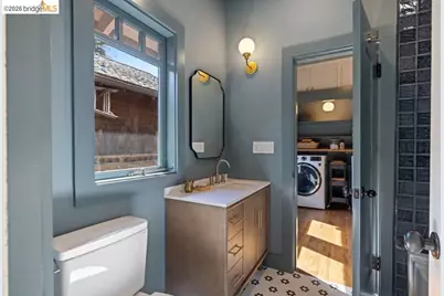 3046 Deakin St, Berkeley, CA 94705 - Photo 19