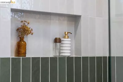 3046 Deakin St, Berkeley, CA 94705 - Photo 35