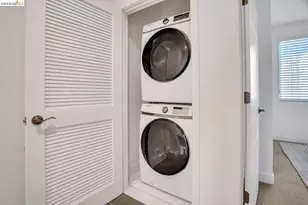 2229 Myrtle St, Oakland, CA 94607 - Photo 25