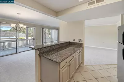 1300 Singingwood Ct. #6, Walnut Creek, CA 94595 - Photo 9