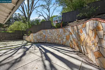1816 Meadow Ln, Walnut Creek, CA 94595 - Photo 51