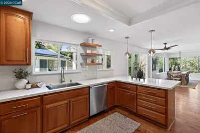 1816 Meadow Ln, Walnut Creek, CA 94595 - Photo 27