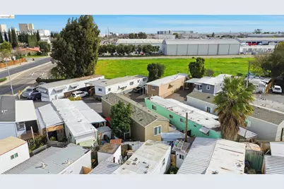 360 Grant Line Rd #SPC 18, Tracy, CA 95376 - Photo 29