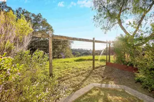 4080 Woodstock Rd, Hayward, CA 94542 - Photo 49