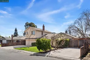 137 Maxine Dr, Pleasant Hill, CA 94523 - Photo 3