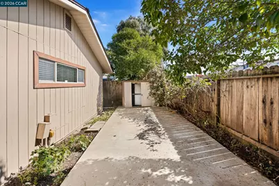 137 Maxine Dr, Pleasant Hill, CA 94523 - Photo 45