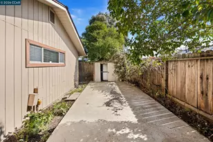 137 Maxine Dr, Pleasant Hill, CA 94523 - Photo 45