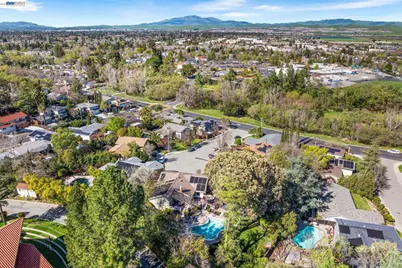 4262 Tamur Ct, Pleasanton, CA 94566 - Photo 59