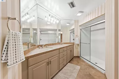 4636 Redwood Rd, Oakland, CA 94619 - Photo 31