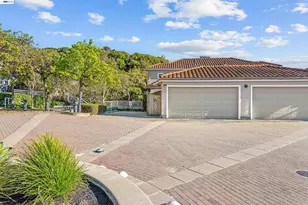 4636 Redwood Rd, Oakland, CA 94619 - Photo 1