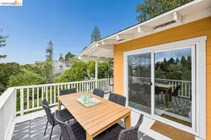 233 Capricorn Ave, Oakland, CA 94611 - Photo 13