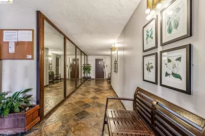 199 Montecito Ave #105, Oakland, CA 94610 - Photo 3