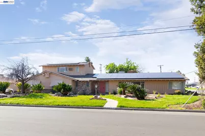 805 Lyon Ave, Sanger, CA 93657 - Photo 3
