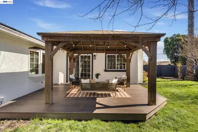 7434 Larkdale Ave, Dublin, CA 94568 - Photo 29