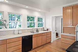 2962 Piedmont Ave, Berkeley, CA 94705 - Photo 23