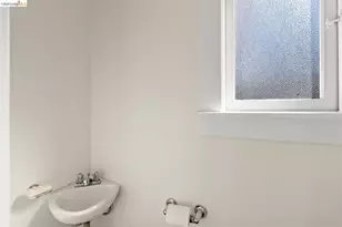 2962 Piedmont Ave, Berkeley, CA 94705 - Photo 45