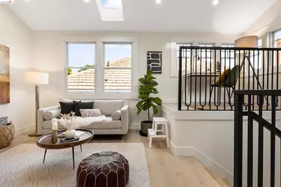 636 56th St, Oakland, CA 94609 - Photo 25