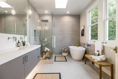 636 56th St, Oakland, CA 94609 - Photo 33