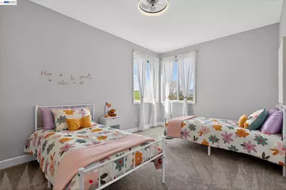 4 Majestic Oak Ct, San Ramon, CA 94583 - Photo 37