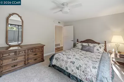 2724 Tice Creek Dr #2, Walnut Creek, CA 94595 - Photo 27