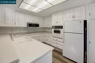 2724 Tice Creek Dr, Walnut Creek, CA 94595 - Photo 13