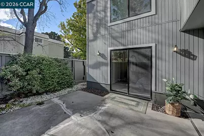 2724 Tice Creek Dr #2, Walnut Creek, CA 94595 - Photo 7