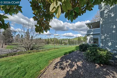 2724 Tice Creek Dr #2, Walnut Creek, CA 94595 - Photo 1