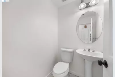 5136 Grass Valley Way, Antioch, CA 94531 - Photo 11