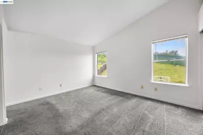 5136 Grass Valley Way, Antioch, CA 94531 - Photo 15