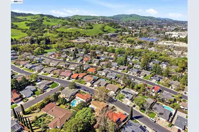 7738 Fairoaks Dr, Pleasanton, CA 94588 - Photo 41