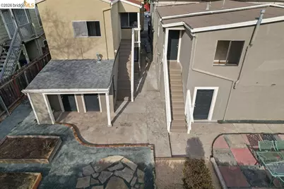 769 17th St, Oakland, CA 94612 - Photo 17