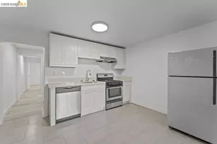 769 17th St, Oakland, CA 94612 - Photo 35