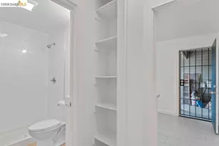 769 17th St, Oakland, CA 94612 - Photo 11
