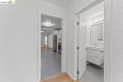 769 17th St, Oakland, CA 94612 - Photo 29