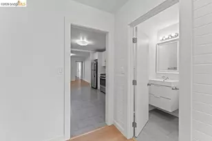 769 17th St, Oakland, CA 94612 - Photo 29