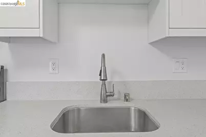 769 17th St, Oakland, CA 94612 - Photo 27