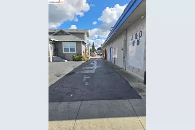 15548 Hesperian Blvd, San Lorenzo, CA 94580 - Photo 3