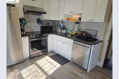 15540 Hesperian Blvd, San Lorenzo, CA 94580 - Photo 13