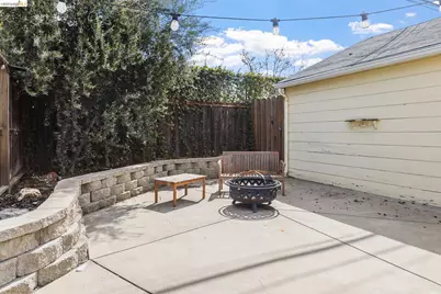 328 Walnut St, Stockton, CA 95204 - Photo 35