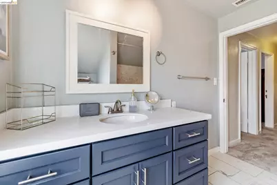 328 Walnut St, Stockton, CA 95204 - Photo 25