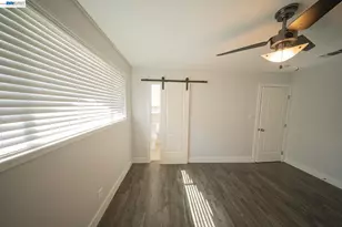 141 McKiernan Dr, Folsom, CA 95630 - Photo 23