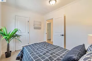 6927 Sunkist Dr, Oakland, CA 94605 - Photo 19